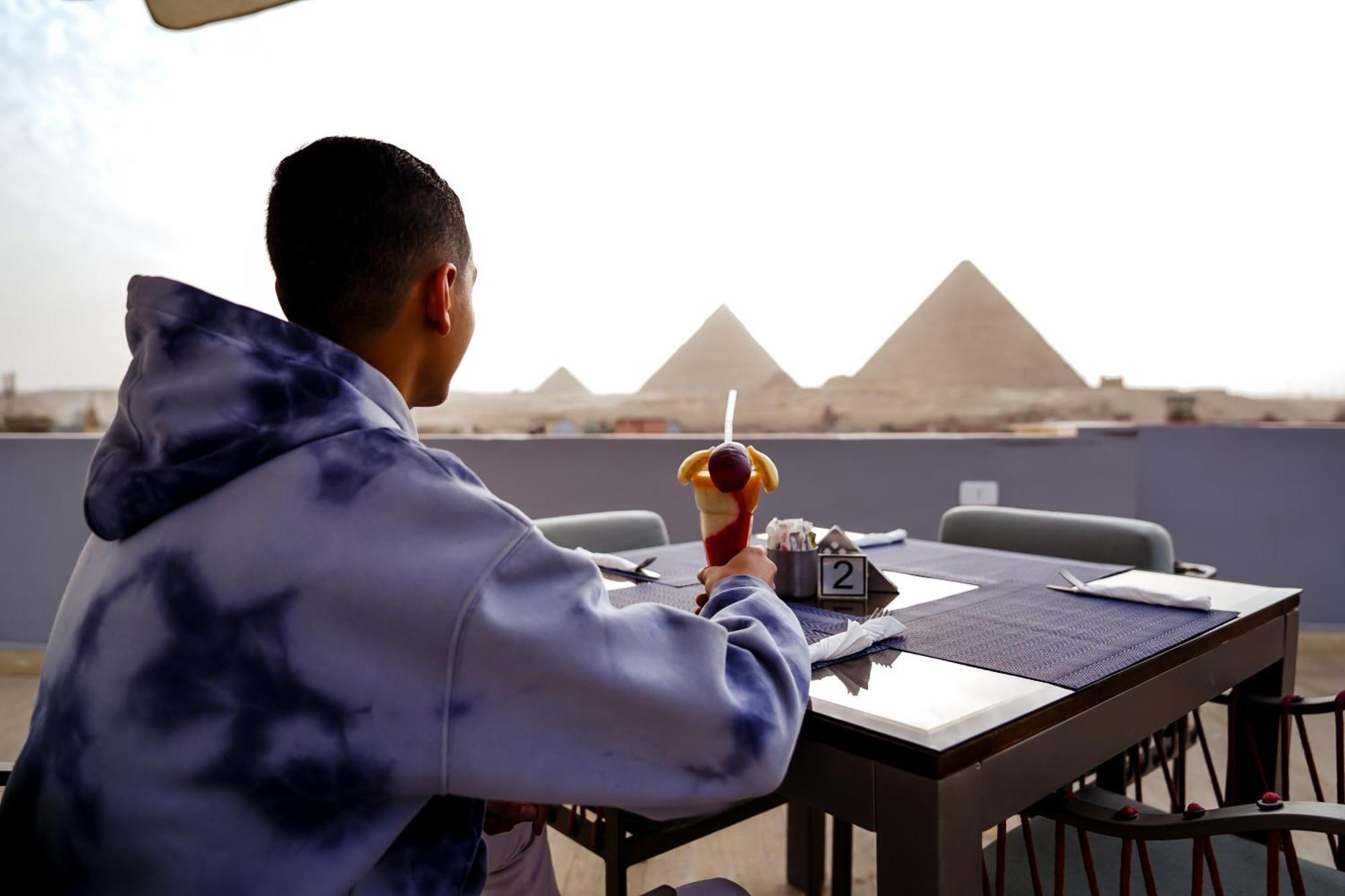 Pyramids Hotel Kafret el-Gabal Exterior foto